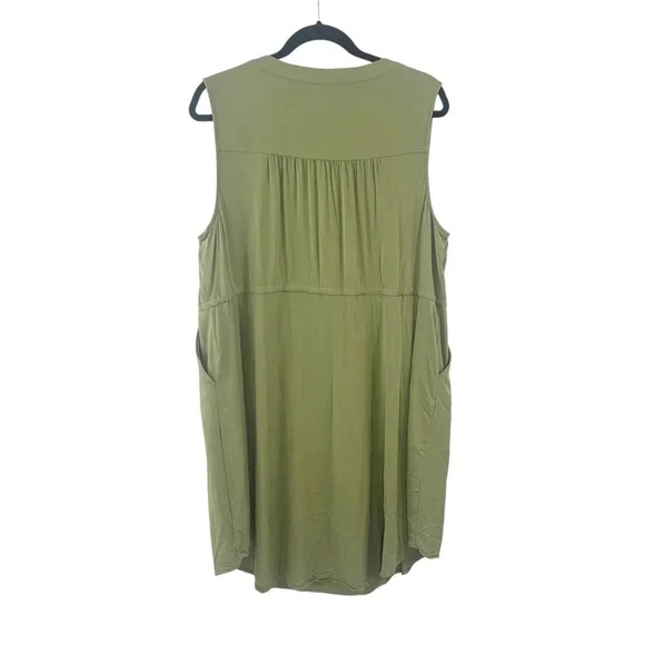 Torrid Green Lightweight Sleeveless Dress with Chain Detail at Neck Plus Size 2X - Picture 2 of 8